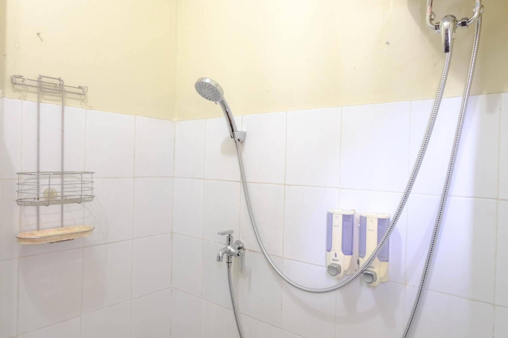 Good Choice 2br At 12th Floor Gateway Ahmad Yani Cicadas By Travelio